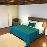Bed & Breakfast Relais Corte Bercelli 4*