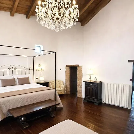 Relais Corte Bercelli 4*