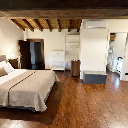 Alojamento de Acomodação e Pequeno-almoço Relais Corte Bercelli Valeggio sul Mincio