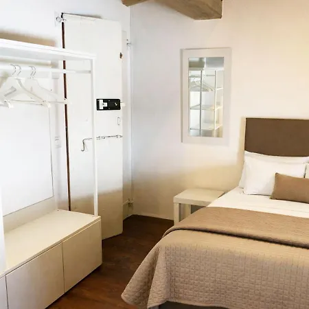 Relais Corte Bercelli לינה וארוחת בוקר וליג'יו סול מיניציו