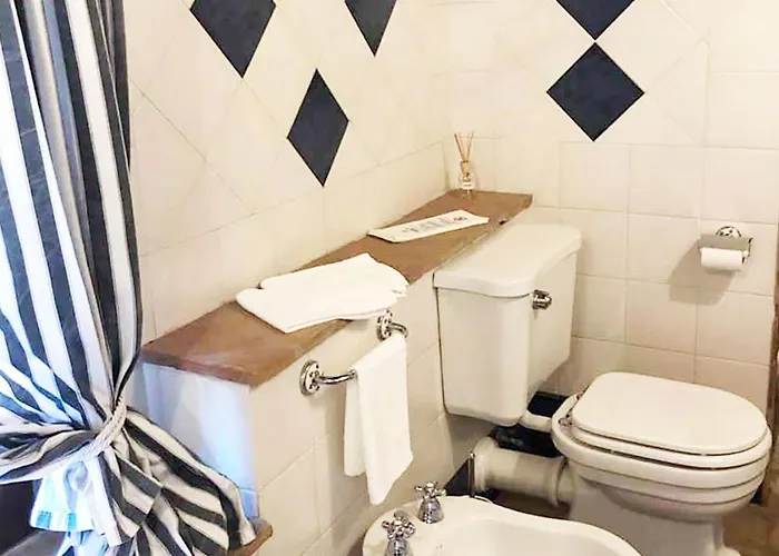 Nocleg ze śniadaniem Relais Corte Bercelli 4*