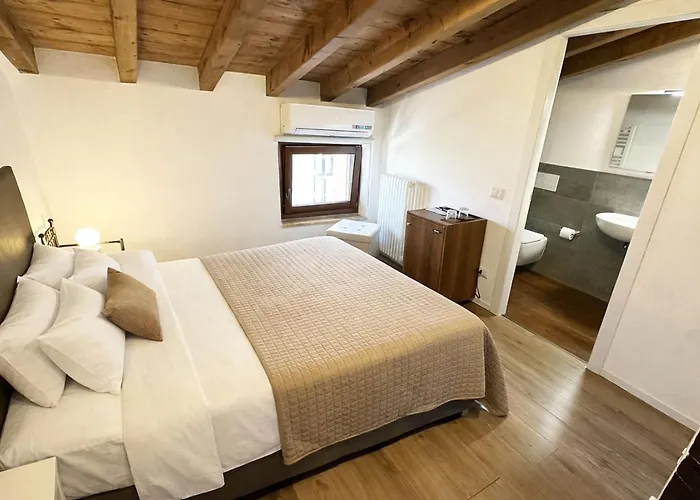 Relais Corte Bercelli Nocleg ze śniadaniem Valeggio sul Mincio