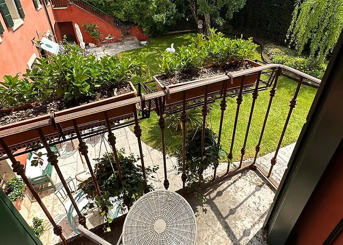 Relais Corte Bercelli 4* 발레지오술민쵸