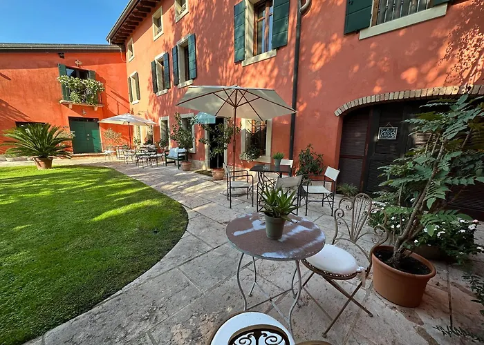 לינה וארוחת בוקר Relais Corte Bercelli וליג'יו סול מיניציו